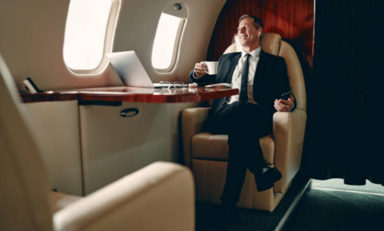 Business Class Flights USA to India: When to Book for the Best Price