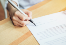 Papers in the Digital Age: Can You Sign Them Electronically – And Do You Have To?